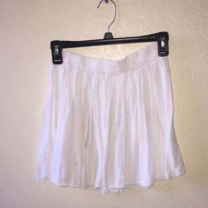 Brandy Melville White skirt